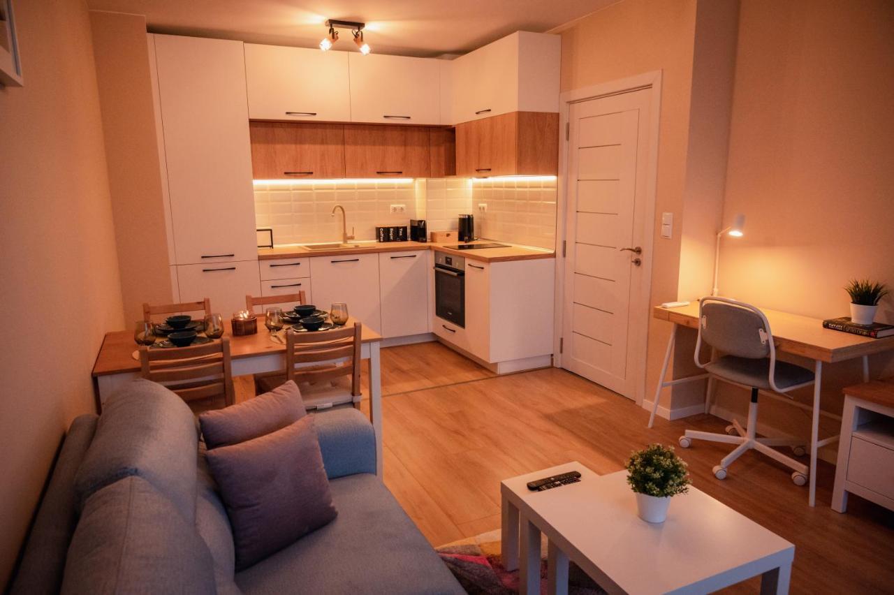 Emerald Suite With Private Parking Варна Екстер'єр фото